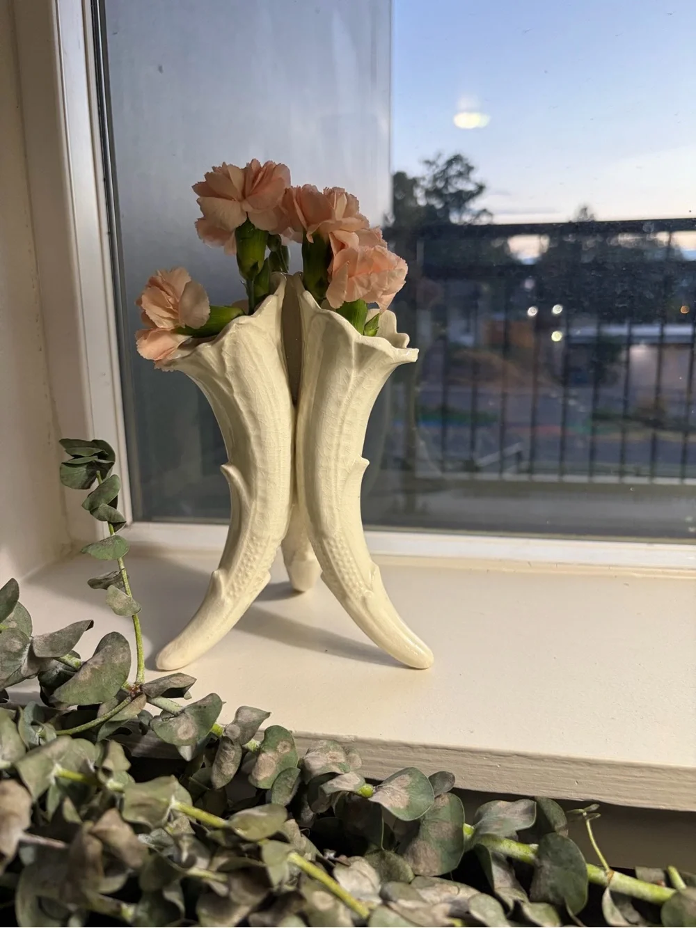 Vintage Japanese Bone China Tripod Vase in Cream 6.5” Elegant and Lovely